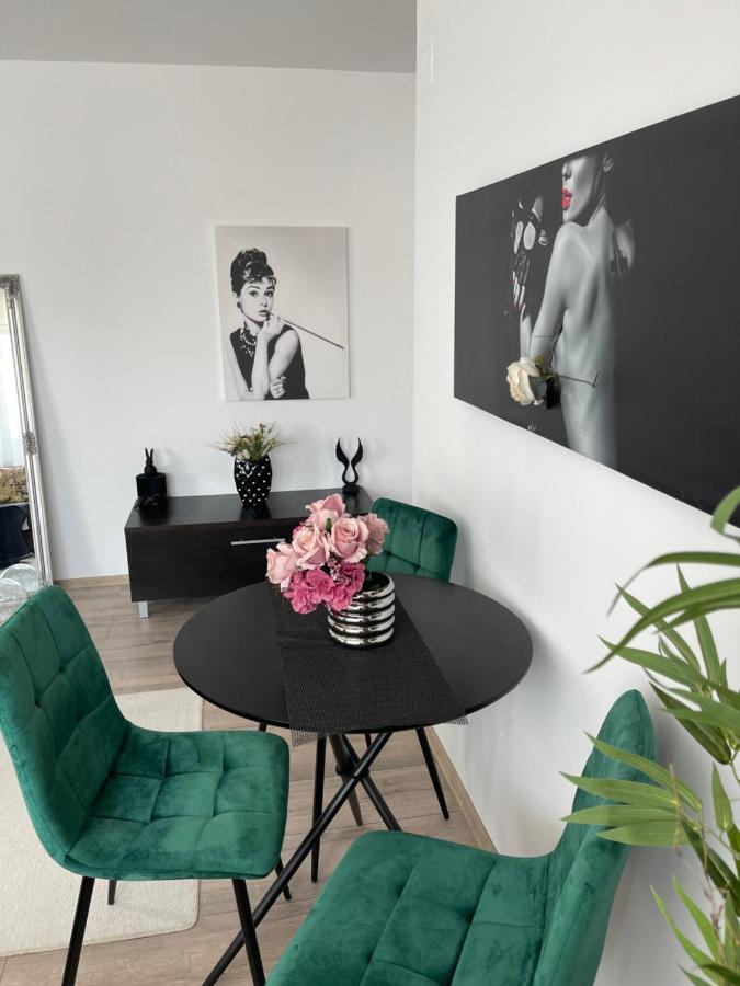 Adriana Home Turda Luaran gambar
