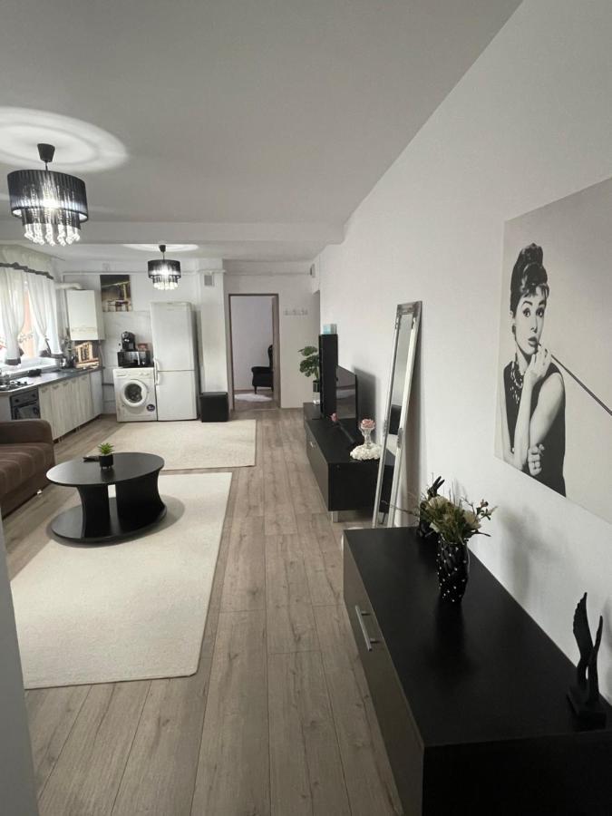 Adriana Home Turda Luaran gambar